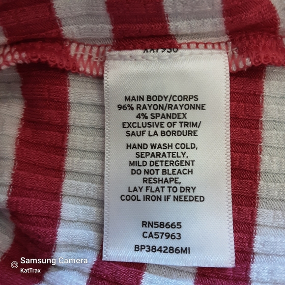 ♡♡♡♡♡ NWOT Criss- cross back top - Picture 7 of 11